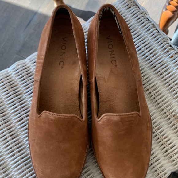 Vionic tall brown loafers. - Picture 6 of 6